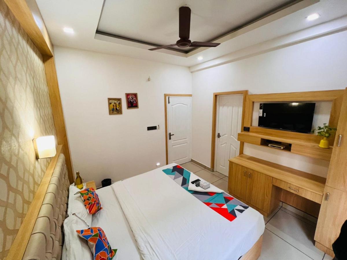 Hotel Reegate Inn Near South Railway Station Kochi Εξωτερικό φωτογραφία