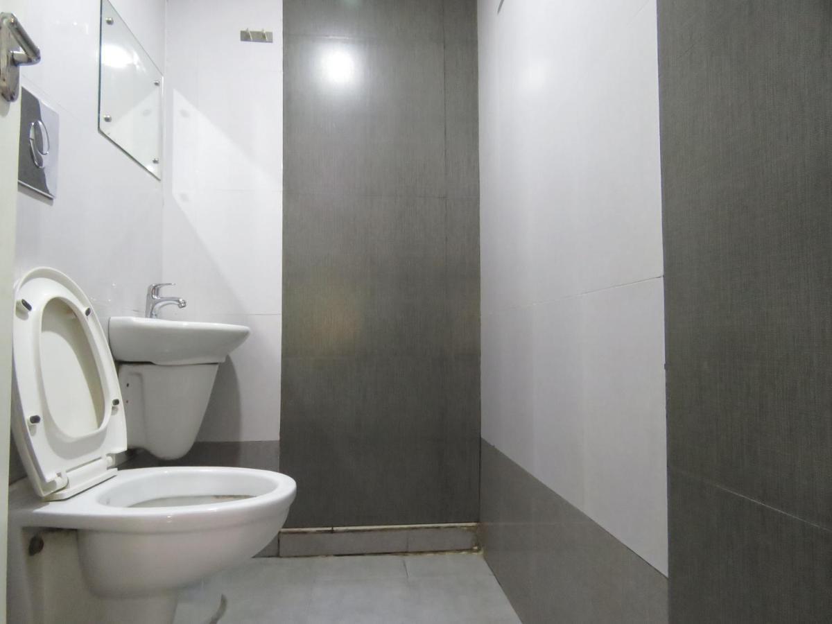 Hotel Reegate Inn Near South Railway Station Kochi Εξωτερικό φωτογραφία