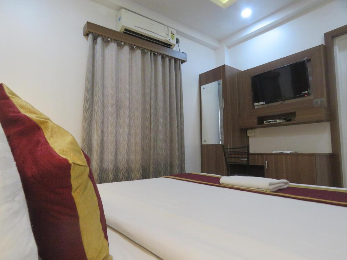 Hotel Reegate Inn Near South Railway Station Kochi Εξωτερικό φωτογραφία