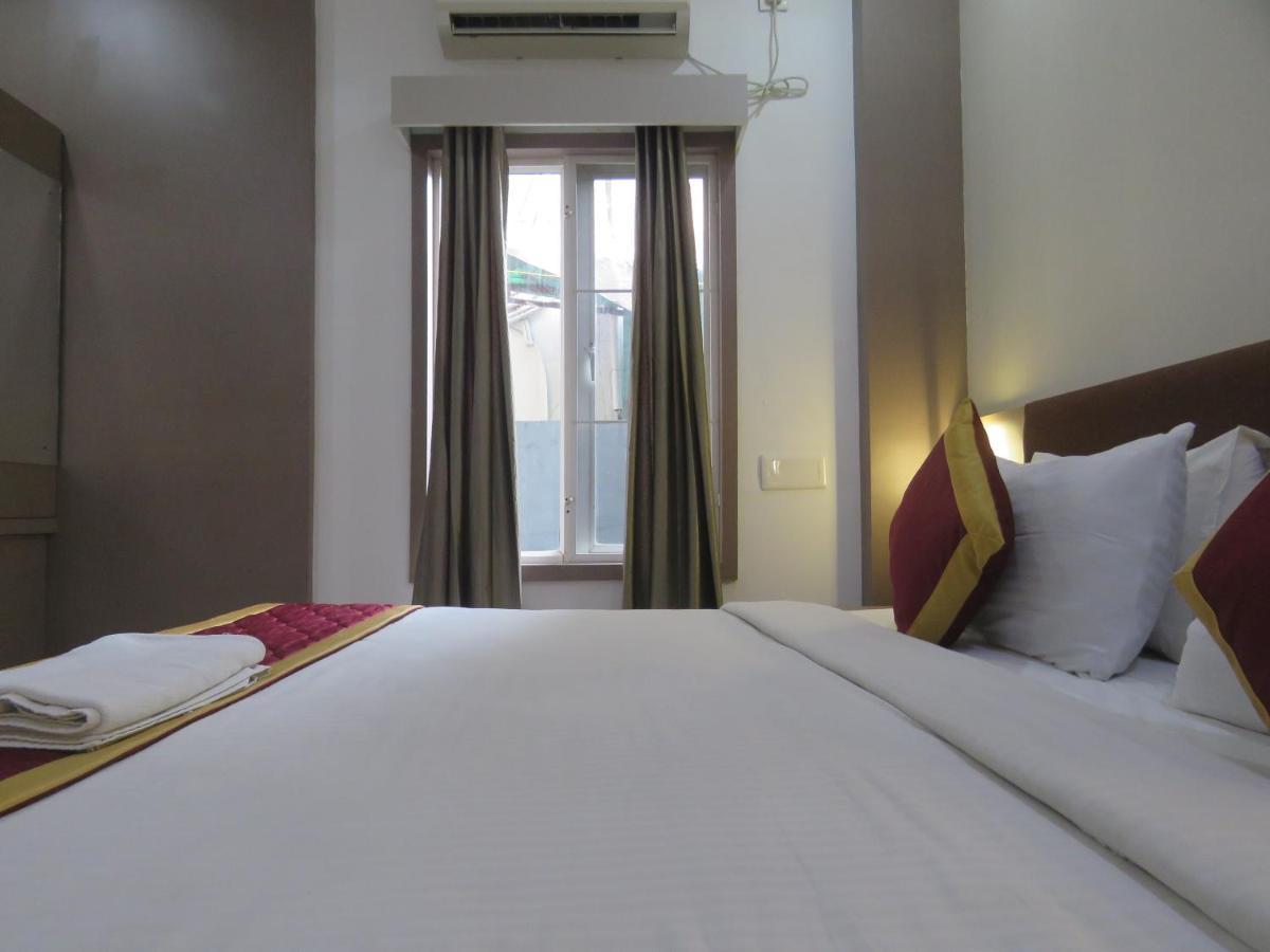 Hotel Reegate Inn Near South Railway Station Kochi Εξωτερικό φωτογραφία