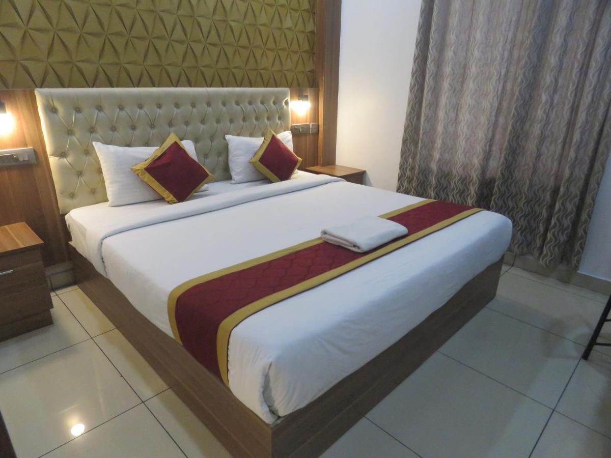 Hotel Reegate Inn Near South Railway Station Kochi Εξωτερικό φωτογραφία